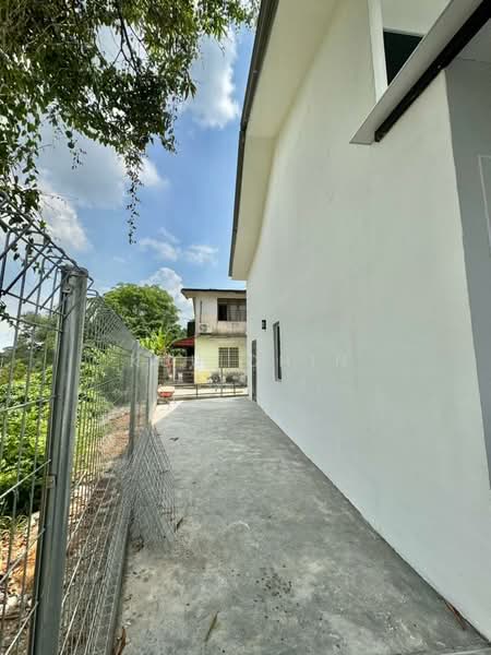 2-storey Terraced House for Sale in Taman Rinting (Masai) - Kuu Chin - PropertyGuru.com.my