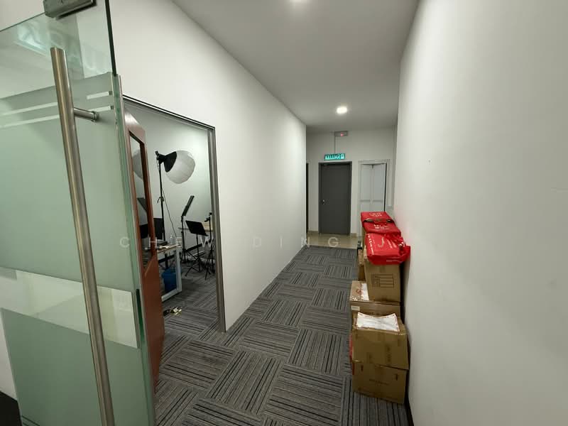 Office for Rent in Gombak (Selangor) - Chew Ding Jie - Corridor - PropertyGuru.com.my