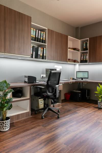 Office for Sale in Kampung Kerinchi (Bangsar South) (Kuala Lumpur) - Faye Ng - Study - PropertyGuru.com.my