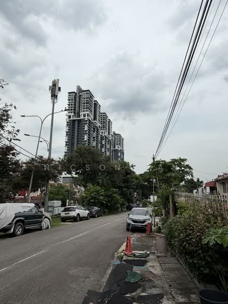 2-storey Terraced House for Sale in Taman Desa (Kuala Lumpur) - Nicson Wan - Exterior - PropertyGuru.com.my