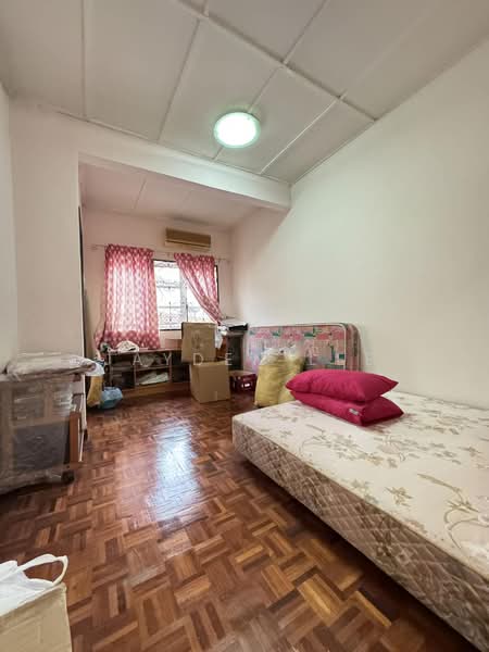 Rumah Teres 2 Tingkat untuk Dijual di Taman Wawasan (Puchong) - Jayden Lee - Bedroom - PropertyGuru.com.my