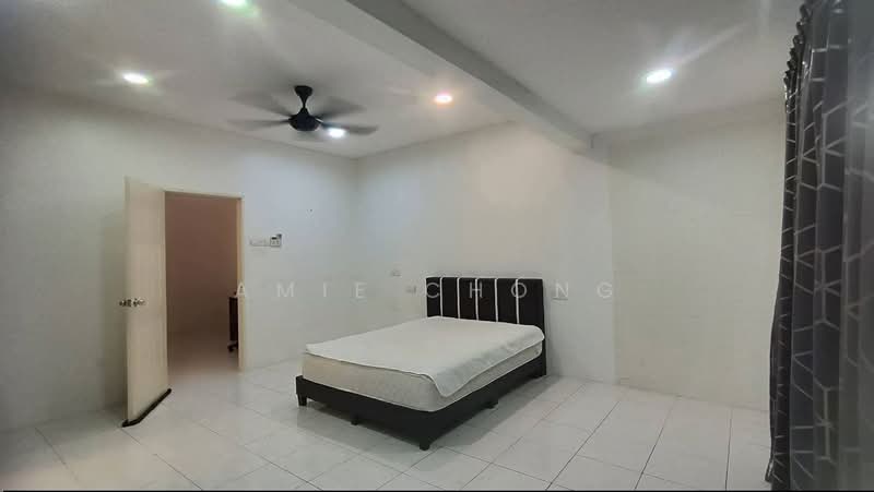 2-storey Terraced House for Rent in Anjung Bercham Indah (Ipoh) - Amie Chong - Bedroom - PropertyGuru.com.my