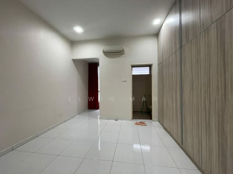 Rumah Berkembar untuk Dijual di Anggun 2 Residence (Rawang) - Elwin Mah - Interior - PropertyGuru.com.my