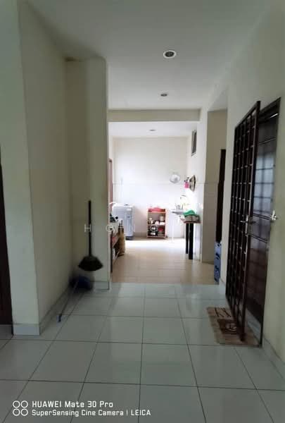 Rumah Teres untuk Dijual di Permas Jaya (Johor) - Hong . - Corridor - PropertyGuru.com.my