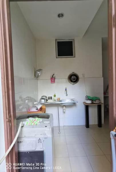 Rumah Teres untuk Dijual di Permas Jaya (Johor) - Hong . - Kitchen - PropertyGuru.com.my