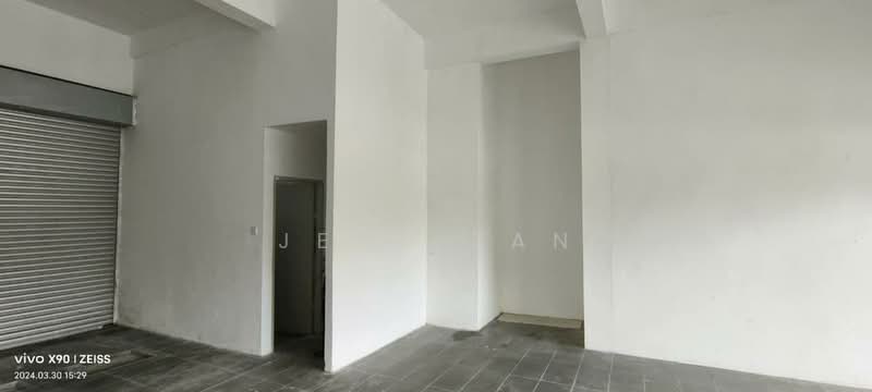 Kedai / Pejabat untuk Disewa di Kuching (Sarawak) - Jeno Tan - Interior - PropertyGuru.com.my