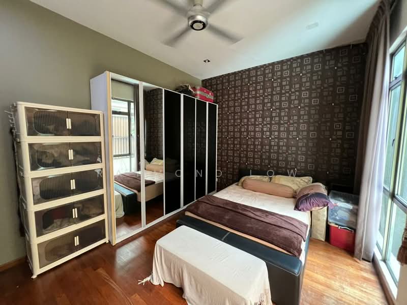 Rumah Kluster untuk Dijual di Taman Sutera Utama (Skudai) - Raymond Low - Bedroom - PropertyGuru.com.my