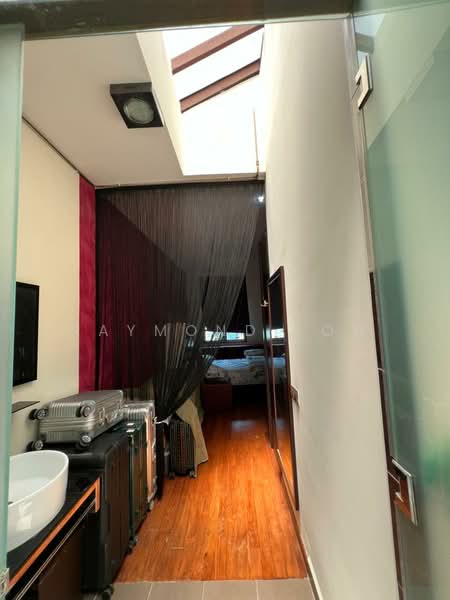 Rumah Kluster untuk Dijual di Taman Sutera Utama (Skudai) - Raymond Low - Corridor - PropertyGuru.com.my