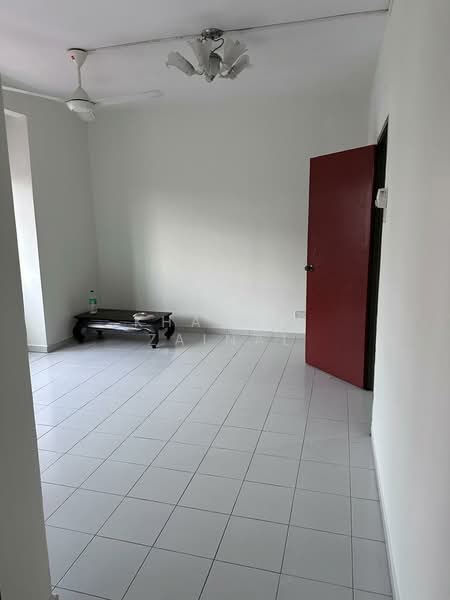 Terraced House for Sale in Taman Cuepacs (Cheras) - Khairul Zainal - Living Room - PropertyGuru.com.my