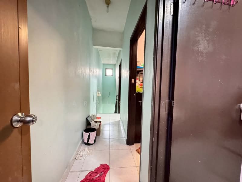 2-storey Terraced House for Sale in Taman Bestari Indah (Ulu Tiram) - Marcus Thye - Corridor - PropertyGuru.com.my