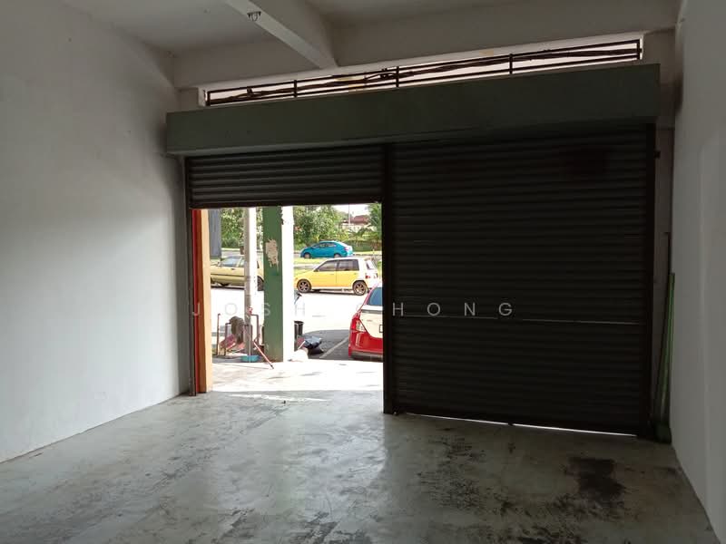 Shop for Rent in Bandar Rinching (Semenyih) - Josh Chong - Exterior - PropertyGuru.com.my