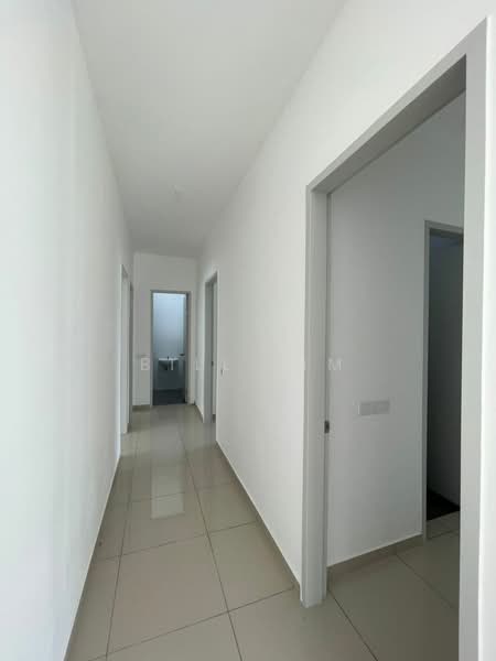 Rumah Teres 1 Tingkat untuk Dijual di Shah Alam (Selangor) - Bill Lim - Corridor - PropertyGuru.com.my