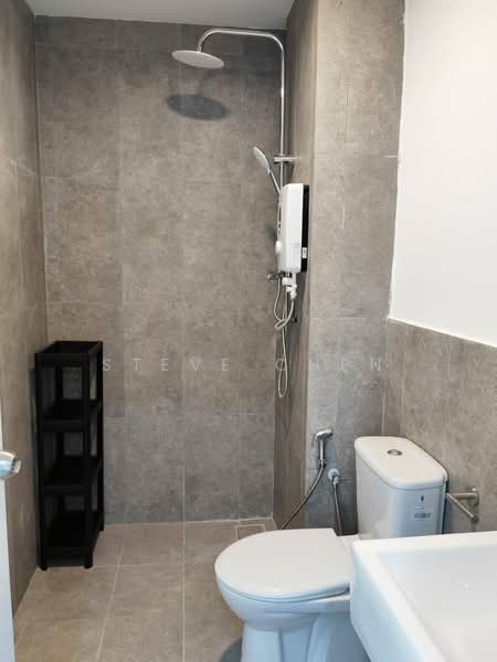 Service Residence for Sale at Suite Enesta - Steve Chen - Bathroom - PropertyGuru.com.my