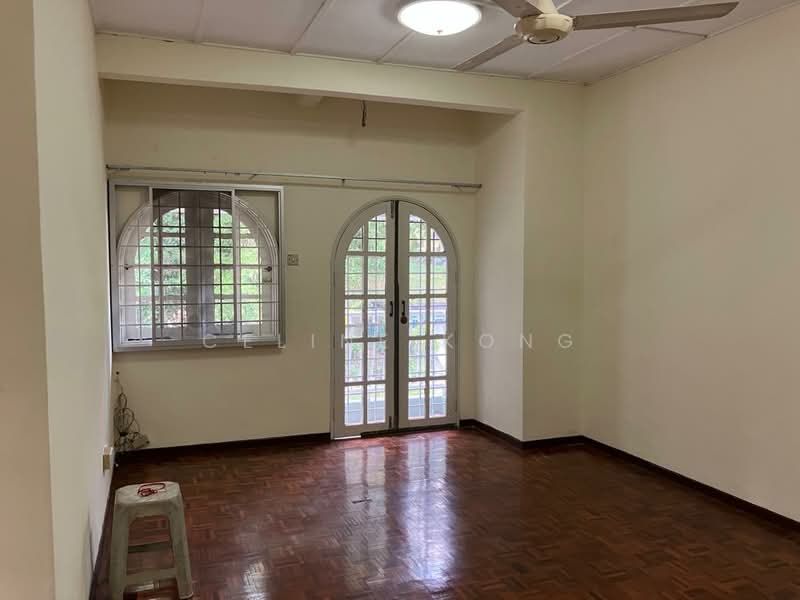 Rumah Teres 2 Tingkat untuk Dijual di Taman Wawasan (Puchong) - Celine Kong - Living Room - PropertyGuru.com.my