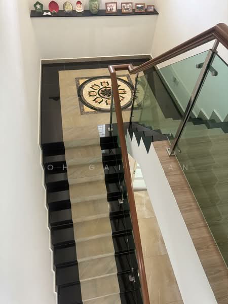Rumah Banglo untuk Dijual di Jalan Klang Lama (Old Klang Road) (Kuala Lumpur) - Poh Gaik Tan - Staircase - PropertyGuru.com.my