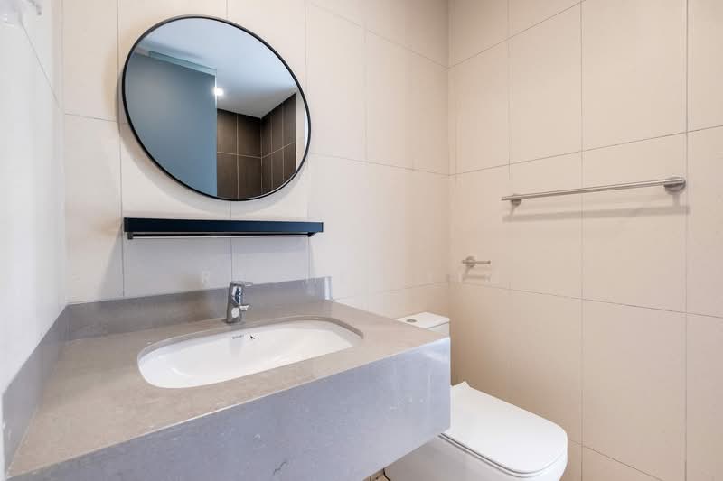 Kondominium untuk Disewa di One Cochrane Residence - Rachel Lim - Bathroom - PropertyGuru.com.my