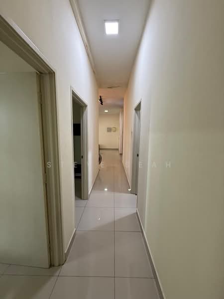 Pangsapuri untuk Disewa di Impian Senibong Residences - Steve Seah - Corridor - PropertyGuru.com.my