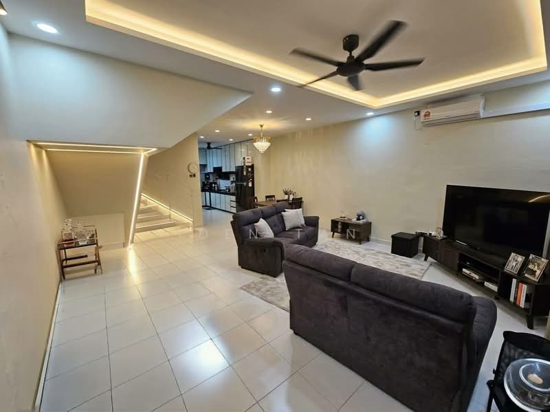 2-storey Terraced House for Sale in Taman Pulai Mutiara (Iskandar Puteri (Nusajaya)) - Iden Tan - Living Room - PropertyGuru.com.my