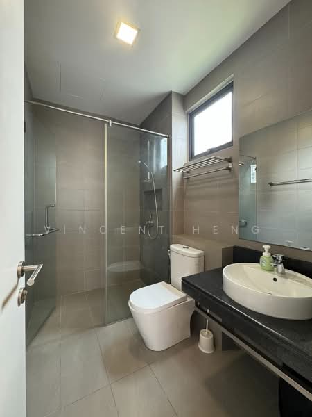 Kediaman Servis untuk Dijual di Arnica @ Tropicana Gardens - Vincent Heng - PropertyGuru.com.my
