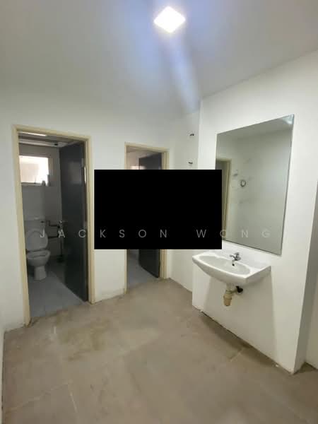 Kedai / Pejabat untuk Disewa di Petaling Jaya (Selangor) - Jackson Wong - Bathroom - PropertyGuru.com.my