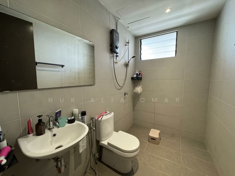 Condominium for Sale at Ken Rimba Condominium 1 - Nur Alia Omar - Bathroom - PropertyGuru.com.my