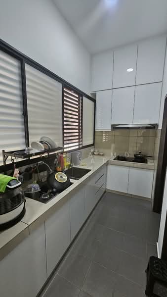 Semi-Detached House for Sale in Denai Alam (Shah Alam) - Asliza Md Asrar - Kitchen - PropertyGuru.com.my