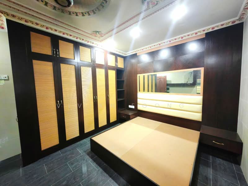 Shop for Sale in Medan Istana (Ipoh) - Vivian Foong - Bedroom - PropertyGuru.com.my