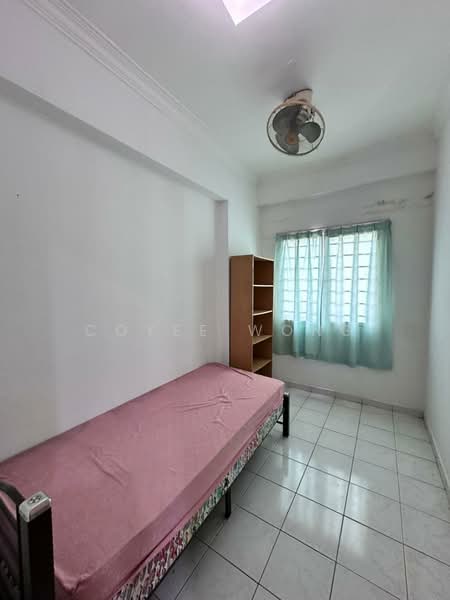 Kondominium untuk Dijual di Menara Menjalara - Coyee Wong - Bedroom - PropertyGuru.com.my