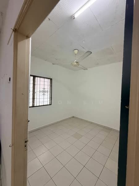 Rumah Flat untuk Dijual di Bandar Selesa Jaya - Jason Sim - Interior - PropertyGuru.com.my