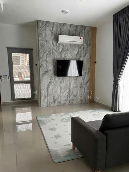Rumah Berkembar untuk Dijual di Setia Alam (Selangor) - Max Khor Phor xiong - Living Room - PropertyGuru.com.my