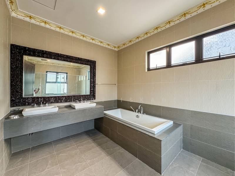 Rumah Banglo untuk Dijual di Ampang (Selangor) - Shaziery Iskandar - Bathroom - PropertyGuru.com.my