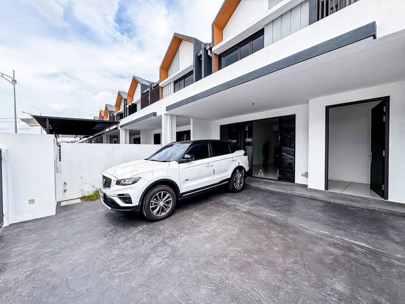 2-storey Terraced House for Sale in Sepang (Selangor) - Aqil Kamal - Exterior - PropertyGuru.com.my