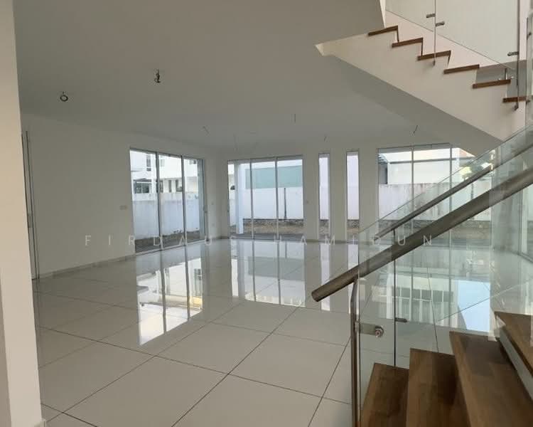 Semi-Detached House for Sale in Bandar Sri Sendayan (Negeri Sembilan) - Firdaus Hamidun - PropertyGuru.com.my