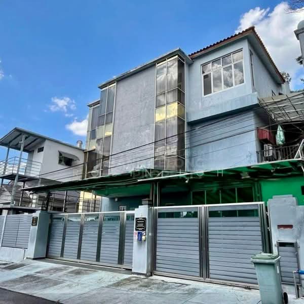Bungalow for Sale in Taman Connaught (Cheras) - Robin Loh - PropertyGuru.com.my