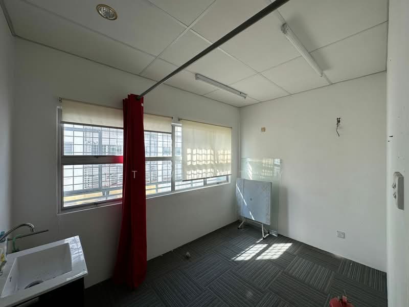 Shop / Office for Rent in Bandar Sri Permaisuri (Cheras) - Steven Tay - Interior - PropertyGuru.com.my