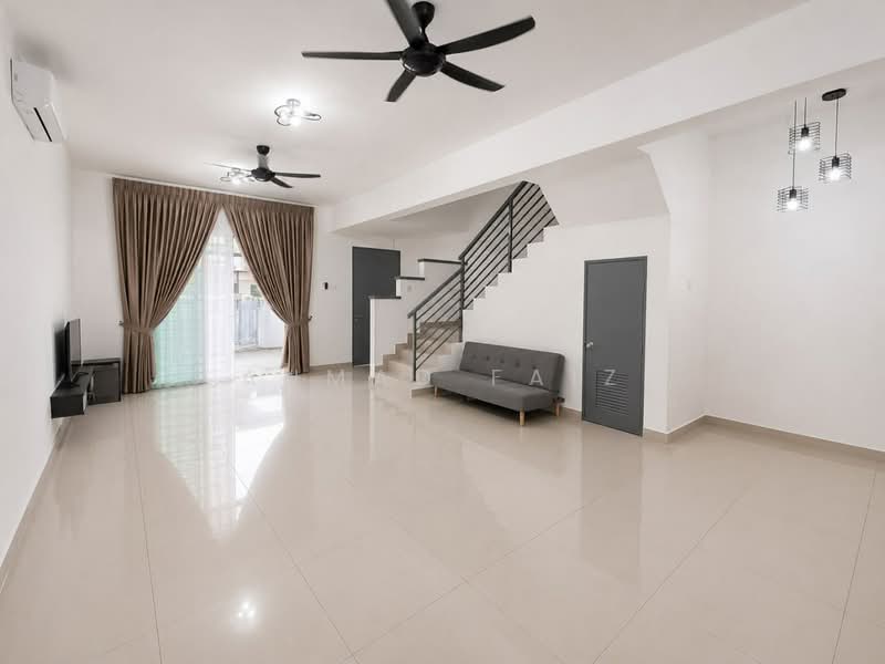 Terraced House for Rent in Shah Alam (Selangor) - Ahmad Faiz - Living Room - PropertyGuru.com.my
