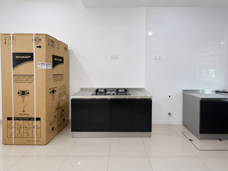 Terraced House for Rent in Shah Alam (Selangor) - Ahmad Faiz - Kitchen - PropertyGuru.com.my