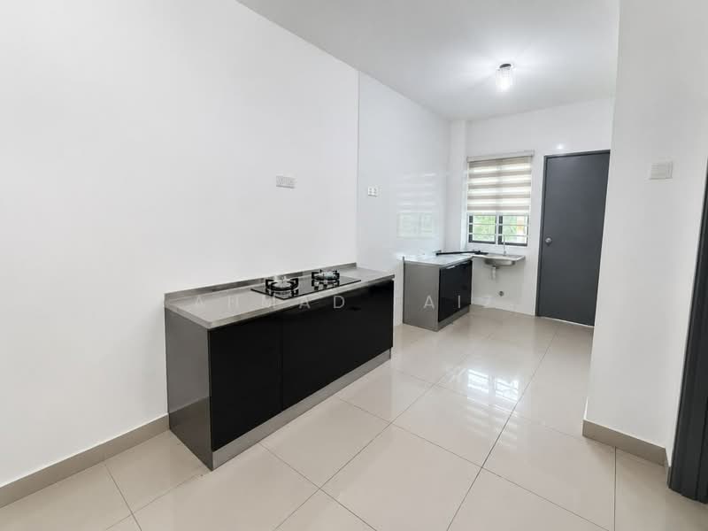 Terraced House for Rent in Shah Alam (Selangor) - Ahmad Faiz - Kitchen - PropertyGuru.com.my