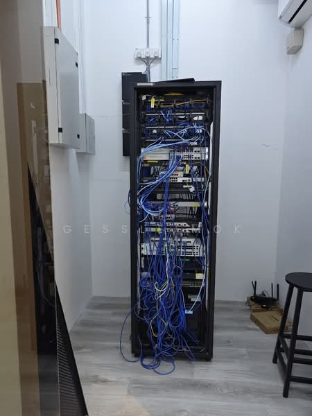 Office for Rent in Sungai Besi (Kuala Lumpur) - Gessle Mok - Interior - PropertyGuru.com.my