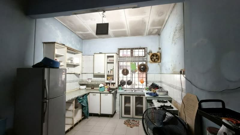 Rumah Teres 1 Tingkat untuk Dijual di Taman Skudai Baru (Skudai) - Iden Tan - Kitchen - PropertyGuru.com.my