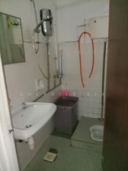 Rumah Teres 1 Tingkat untuk Dijual di Bandar Sri Damansara (Selangor) - Sherrier Sia - Bathroom - PropertyGuru.com.my