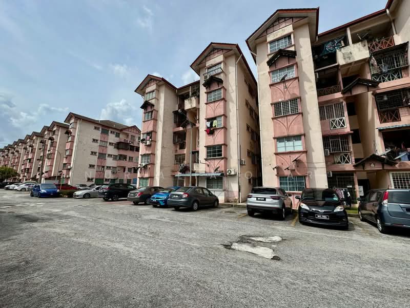 Pangsapuri untuk Dijual di Jasmin Apartment - Nur Alia Omar - Exterior - PropertyGuru.com.my