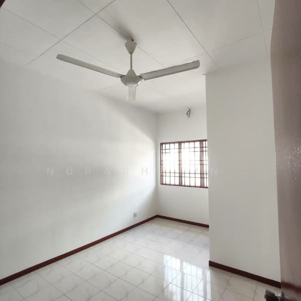 Rumah Teres 2 Tingkat untuk Dijual di Taman Kajang Perdana (Kajang) - Nurashekin . - Interior - PropertyGuru.com.my