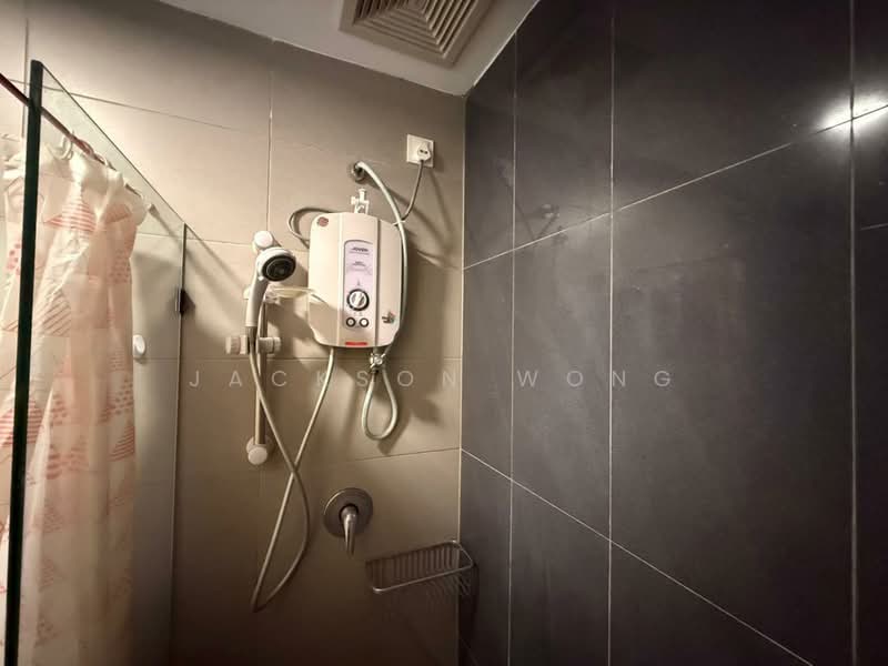 Service Residence for Rent at Avenue D'Vogue - Jackson Wong - Bathroom - PropertyGuru.com.my