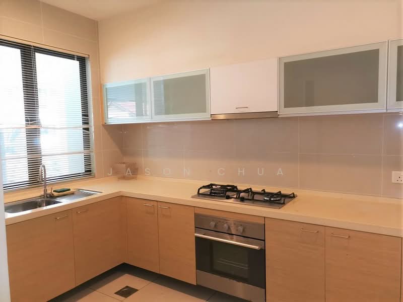 Rumah Teres 2 Tingkat untuk Disewa di Leisure Farm (Gelang Patah) - Jason Chua - Kitchen - PropertyGuru.com.my