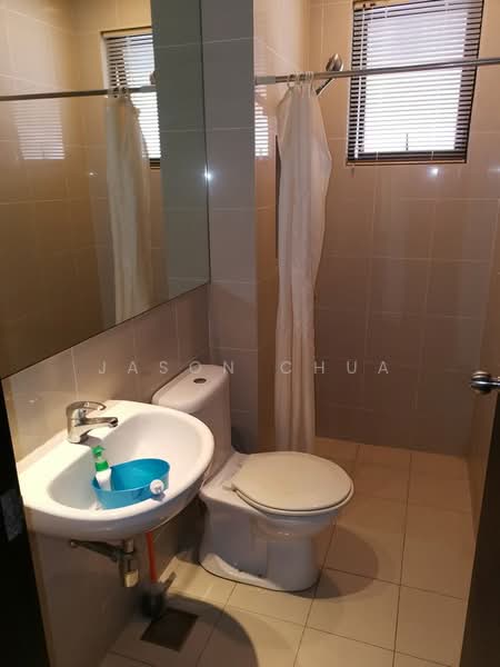 Rumah Teres 2 Tingkat untuk Disewa di Leisure Farm (Gelang Patah) - Jason Chua - Bathroom - PropertyGuru.com.my