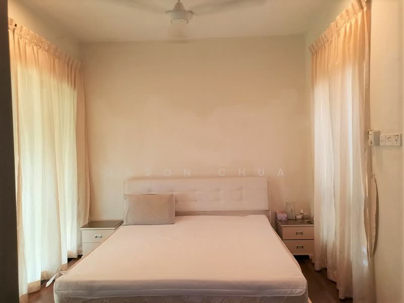 Rumah Teres 2 Tingkat untuk Disewa di Leisure Farm (Gelang Patah) - Jason Chua - Bedroom - PropertyGuru.com.my