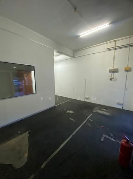 Shop / Office for Rent in Jalan Klang Lama (Old Klang Road) (Kuala Lumpur) - Lesli Yim - Interior - PropertyGuru.com.my