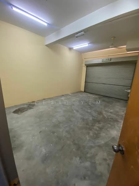 Shop / Office for Rent in Jalan Klang Lama (Old Klang Road) (Kuala Lumpur) - Lesli Yim - Interior - PropertyGuru.com.my