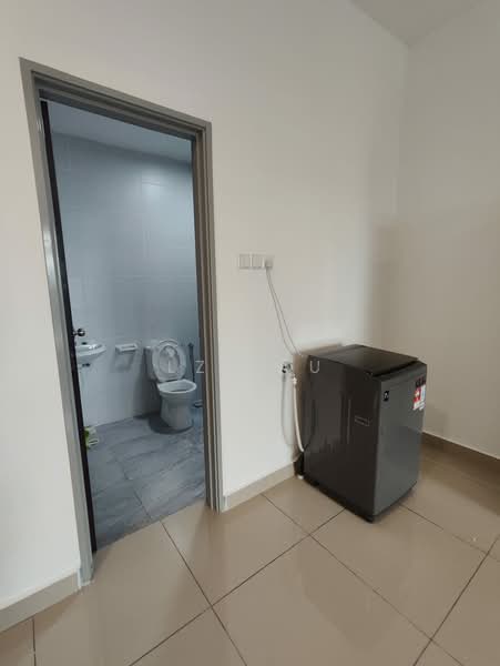 Condominium for Rent at KSL Residence 2 @ Kangkar Tebrau - LZ Lau - Bathroom - PropertyGuru.com.my